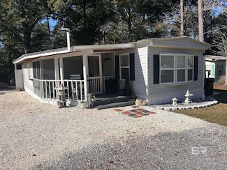 1225 Chagrin Dr, Lillian, AL 36549