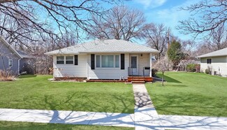 2820 Oak Ave, Slayton, MN 56172