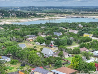 1568 Blueridge Dr, Canyon Lake, TX 78133