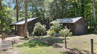 96 Enchanted Valley Rd, East Durham, NY 12423