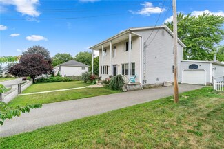 49 Lilac St, Cumberland, RI 02864