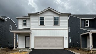 2930 Acadia Cir, Crystal Lake, IL 60014