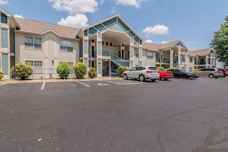 120 Spring Creek Ct Unit B1-U19, Branson, MO 65616