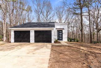 285 Dogwood Ridge Dr, Wetumpka, AL 36093