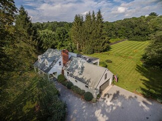 1702 Lowell Rd, Concord, MA 01742