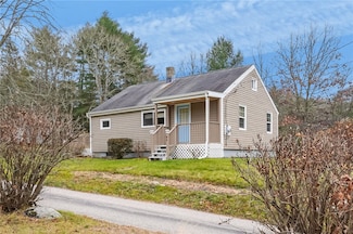 86 Laurel Ln, West Kingston, RI 02892