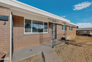 105 Camille Dr, El Paso, TX 79912