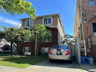 357 Cromwell Ave, Staten Island, NY 10305