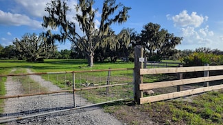 9811 Linda Sweat Trail, Wimauma, FL 33598