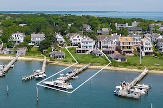 111 N Water St, Edgartown, MA 02539