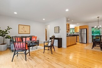 8 Ridge Rd Unit 3, Lincoln, MA 01773