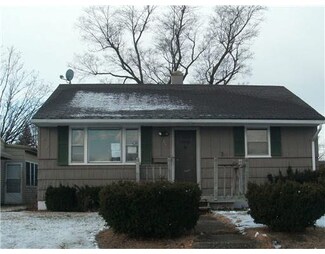 1607 N Wellington St, South Bend, IN 46628