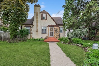 4207 Vincent Ave N, Minneapolis, MN 55412