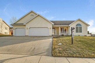 509 W Freidel Dr, Marshall, WI 53559