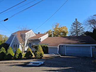 109 Seymour St, Bristol, CT 06010