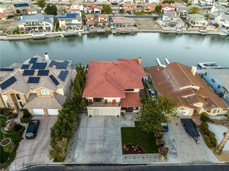 18290 Niagara Dr, Victorville, CA 92395