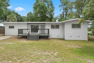 5326 Youpon Dr, Milton, FL 32570