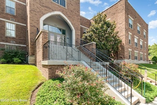 1915 Wrocklage Ave Unit 208, Louisville, KY 40205