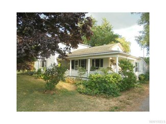 4290 Wilson Burt Rd, Wilson, NY 14172