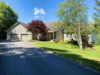 87 Ledgeside Ln, Plymouth, NH 03264