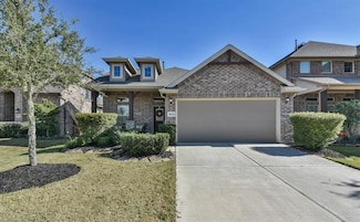 8922 Pinenut Dr, Cypress, TX 77433