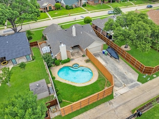 2024 Crestside Dr, Carrollton, TX 75007
