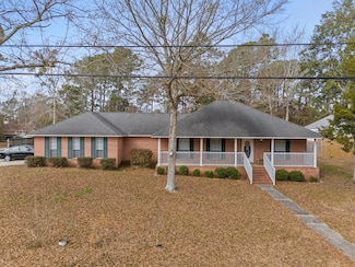 2013 Pompano Dr, Gautier, MS 39553