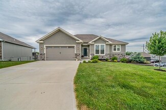 2107 NW Cherry Ct, Grain Valley, MO 64029