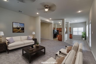 208 Cobblestone Cir, Red Oak, TX 75154