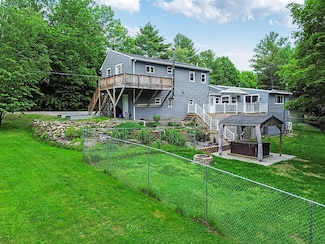209 Holmes Rd Unit 2, Winthrop, ME 04364