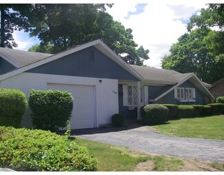 406 Elm St, Somerset, MA 02726