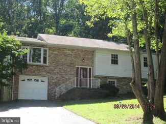 7997 Terry Dr, Port Tobacco, MD 20677