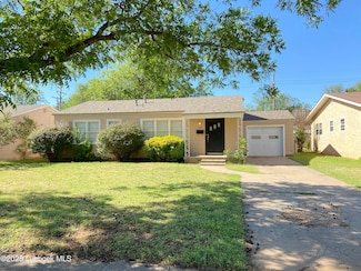 4313 31st St, Lubbock, TX 79410