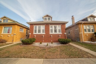 8249 S Cornell Ave, Chicago, IL 60617