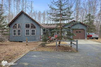 9810 W Bridle Ln, Wasilla, AK 99654