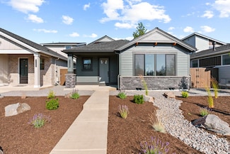 3138 NW Celilo Ln, Bend, OR 97703