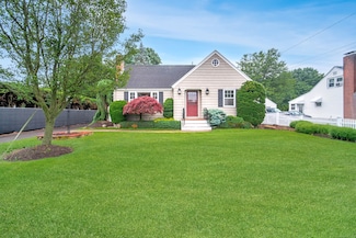 3 Fairview Heights, Cromwell, CT 06416