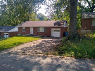 4727 North Hills, Saint Louis, MO 63121