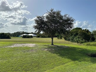 2208 NE 39th Blvd, Okeechobee, FL 34972