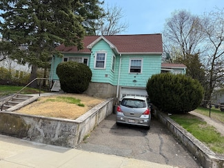 300 Spring St, West Roxbury, MA 02132