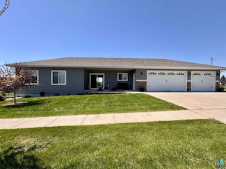 1403 Bitterroot Rd, Dell Rapids, SD 57022