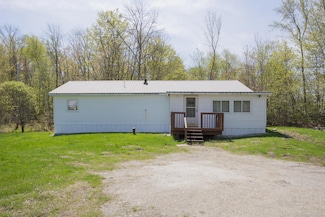 757 Industry Rd, Farmington, ME 04938