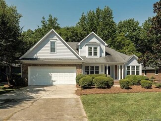 6600 Shaftesbury Rd, Charlotte, NC 28270