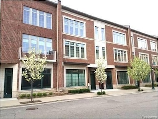 2015 Hazel St Unit 27, Birmingham, MI 48009