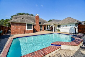 5602 Island Breeze Dr, Houston, TX 77041