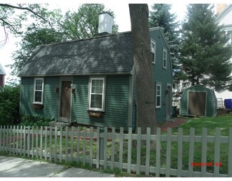 96 French St, Fall River, MA 02720