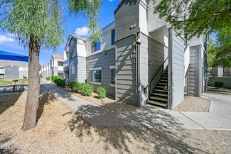 3065 N 67th Ave Unit 215, Phoenix, AZ 85033