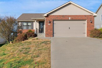 545 Crestfall Dr, Washington, MO 63090