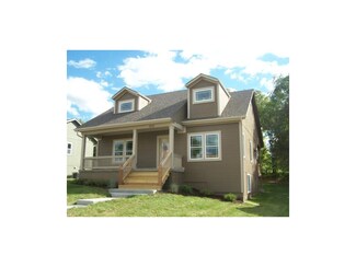 715 Oakland Ave, Kansas City, KS 66101