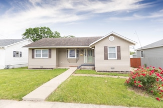 526 Fulton Ave, Moberly, MO 65270